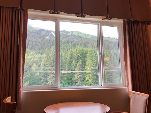 Deluxe Room, 1 King Bed, Air conditioning