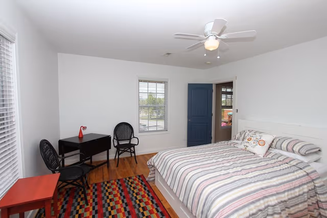Double Room, 1 Queen Bed, Private Bathroom (Goat Room)