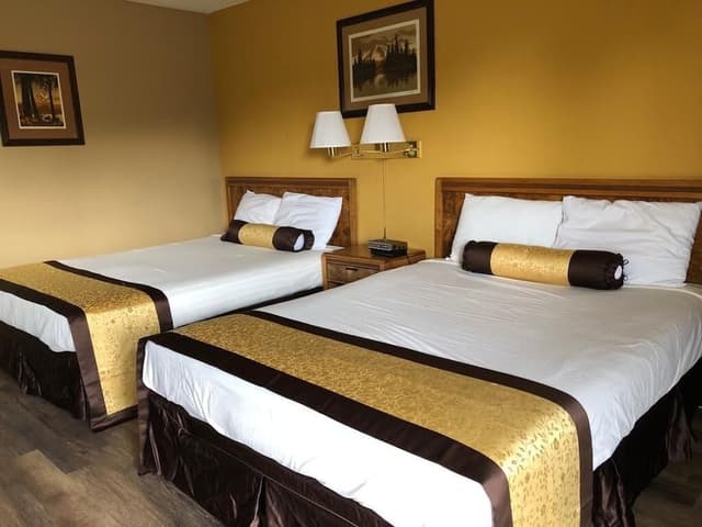 Room, 2 Queen Beds