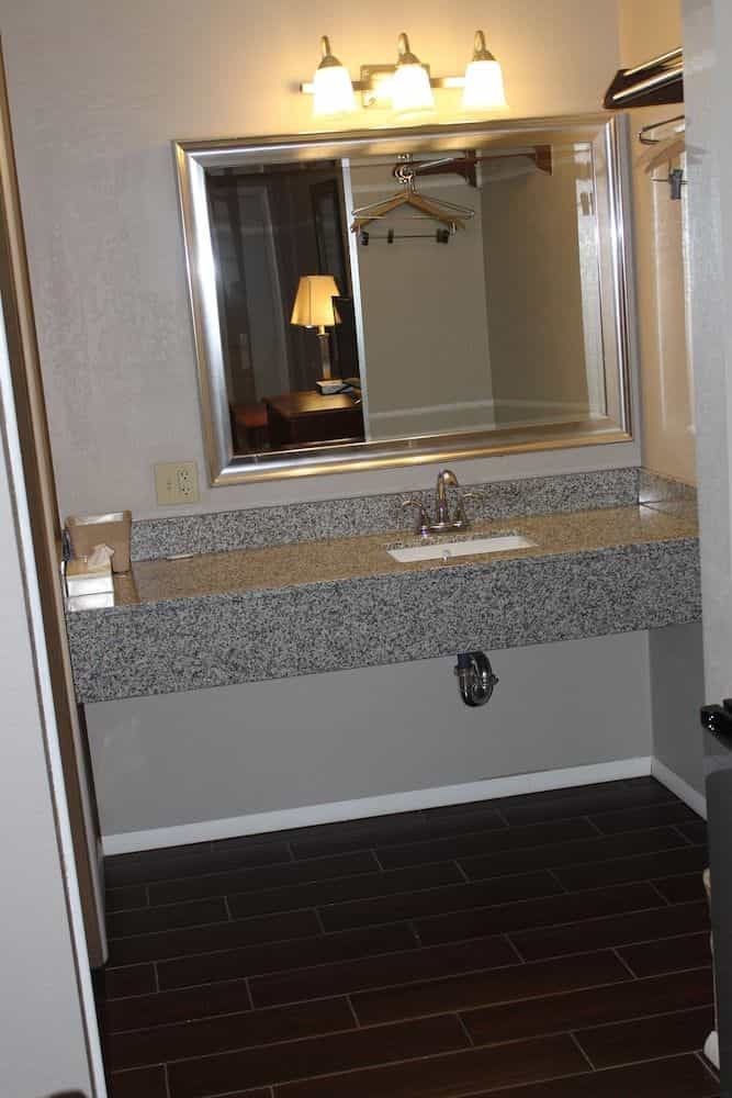 KNIGHTS INN RENSSELAER