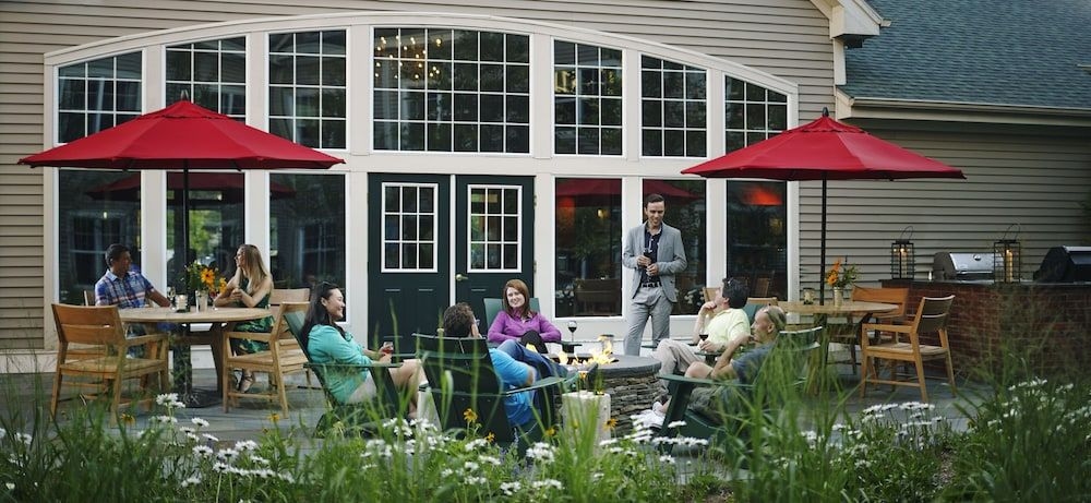 Green Mountain Suites Hotel4