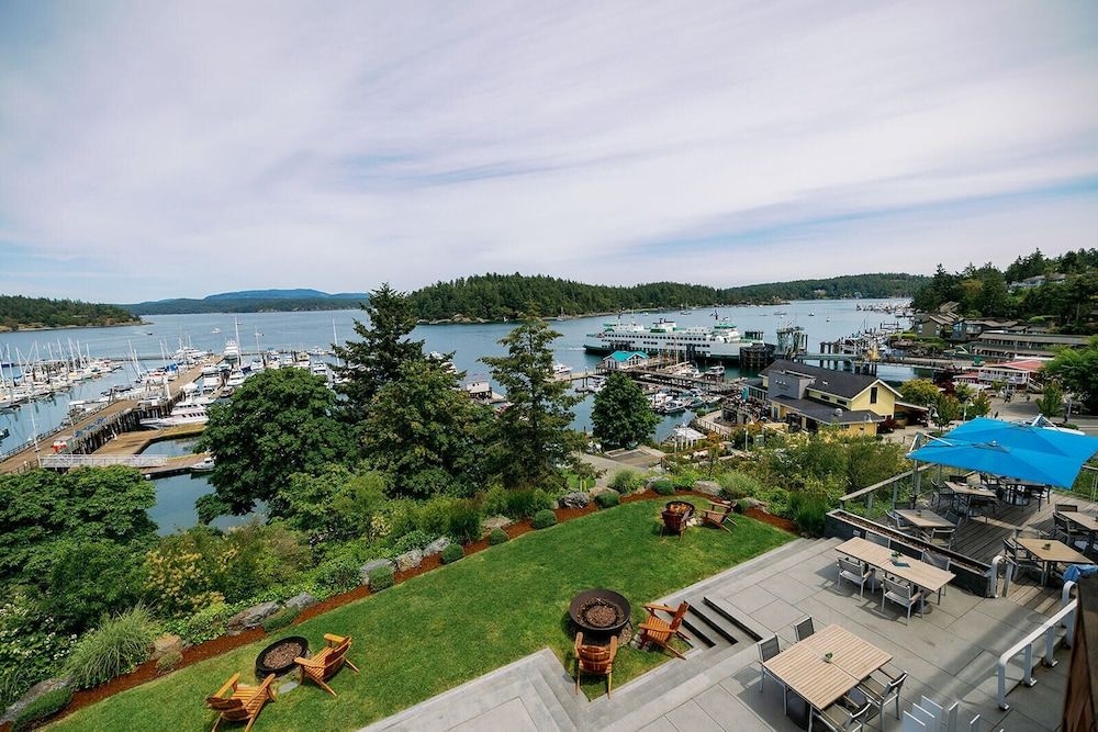 Friday Harbor House3