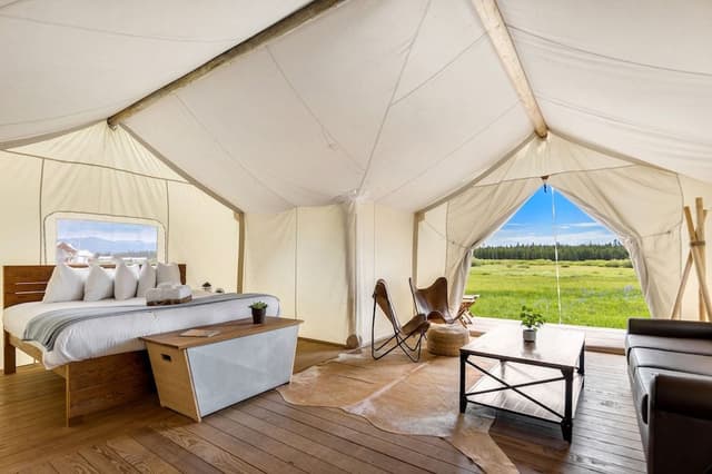 Suite with Kids Tent - Private Bath