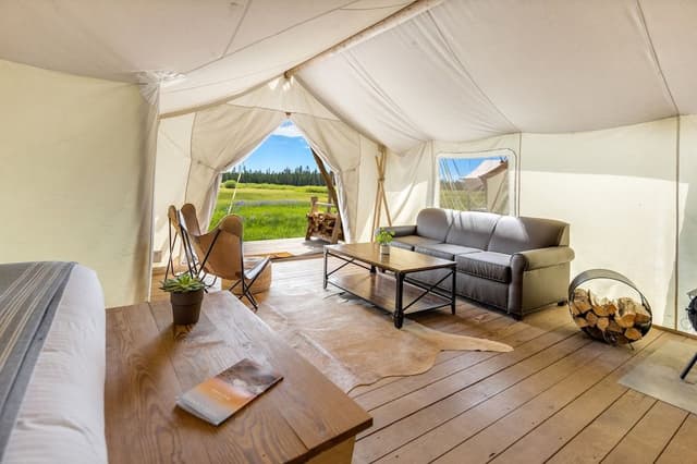 Suite with Kids Tent - Private Bath