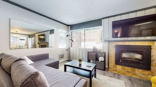 Condo, 1 Bedroom