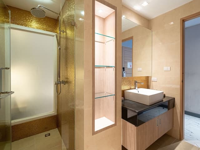Studio Room