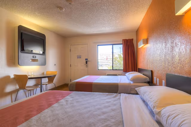 Standard Room, 2 Double Beds, Accessible, Non Smoking