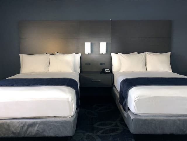 2 Double Bed with Balcony Accessible