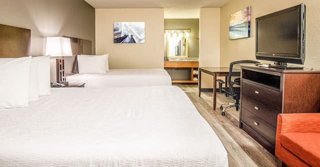 Standard Room, 2 Queen Beds, Non Smoking