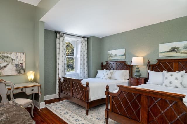 Earl of Chatham Suite