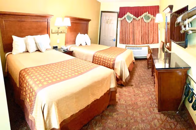 Standard Room, 2 Double Beds, Non Smoking