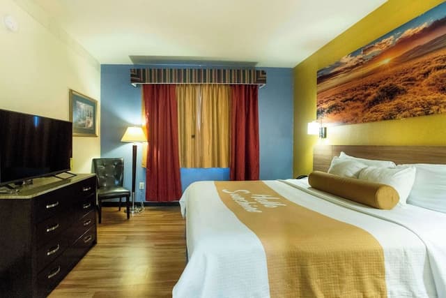 Standard Room, 1 King Bed, Non Smoking