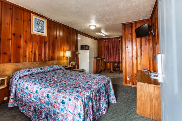 Single Room, 1 Double Bed, Smoking
