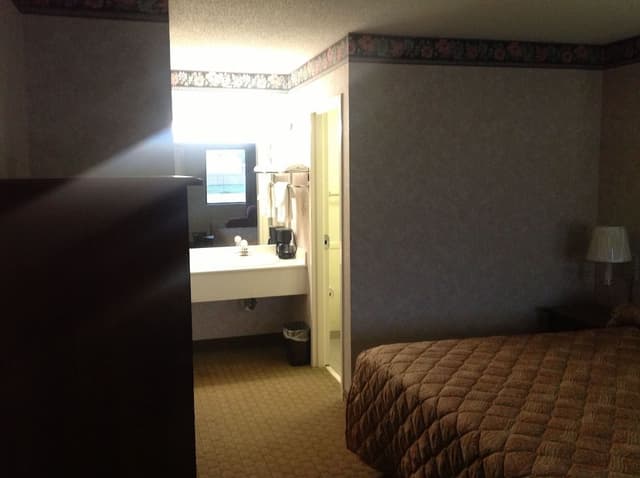 Standard Room, 1 King Bed