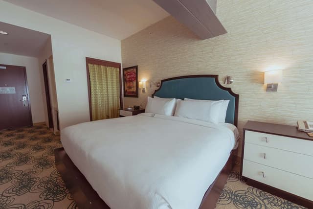 1 KING BED WITH SOFABED