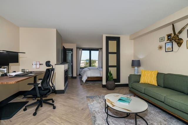 Work Wise Premium Studio, 1 King Bed