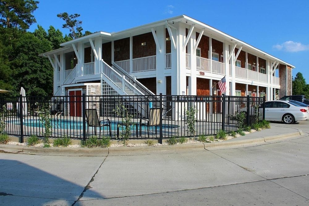Topsail Shores Inn2