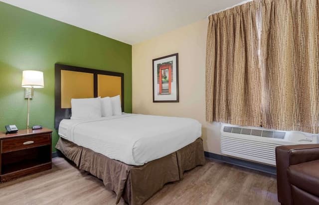 Studio, 1 Queen Bed, Non Smoking