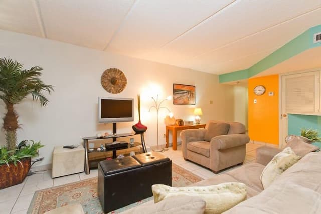 Standard Condo, 2 Bedrooms, 2 Bathrooms, Beach View (#1)