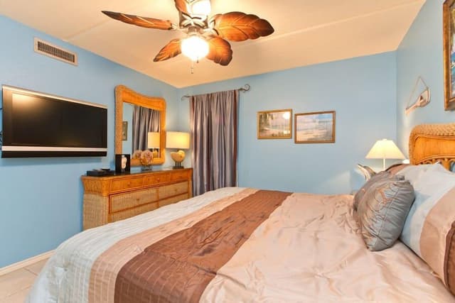 Deluxe Condo, 2 Bedrooms, 2 Bathrooms, Beach View (#2)