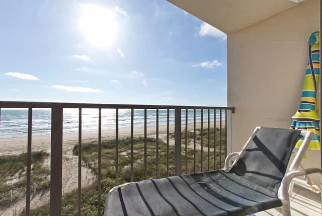 Deluxe Condo, 2 Bedrooms, 2 Bathrooms, Beach View (#2)