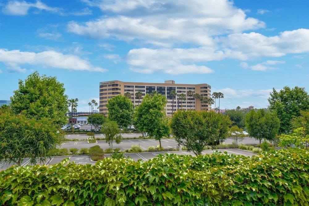 Embassy Suites by Hilton Anaheim Orange3