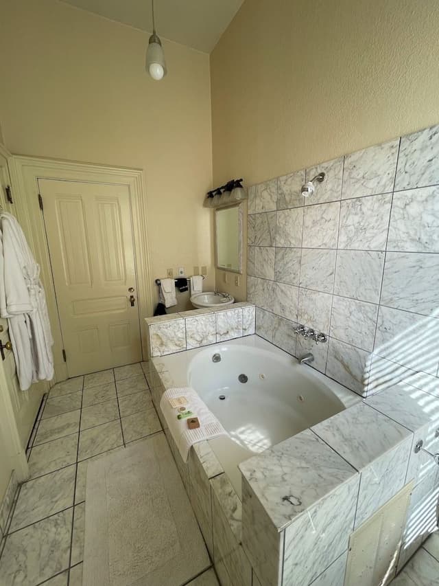 Exclusive Room