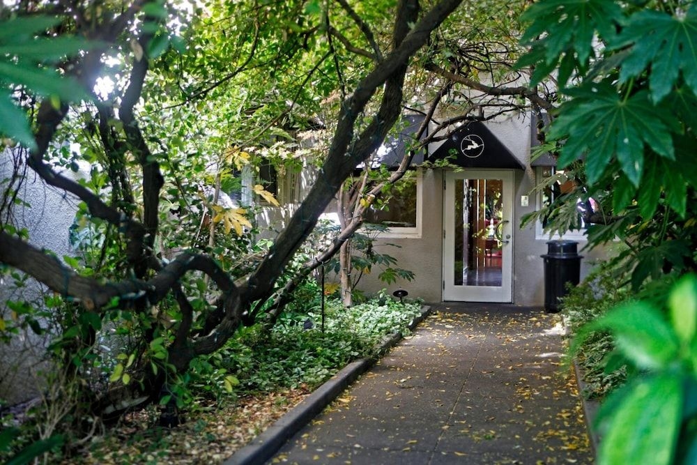 Mount View Hotel Spa1