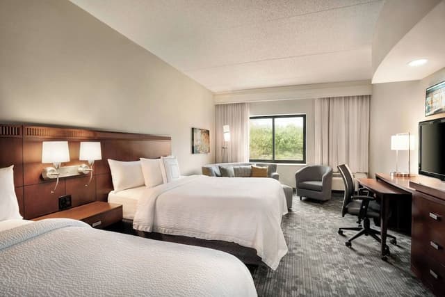 Room, 2 Queen Beds
