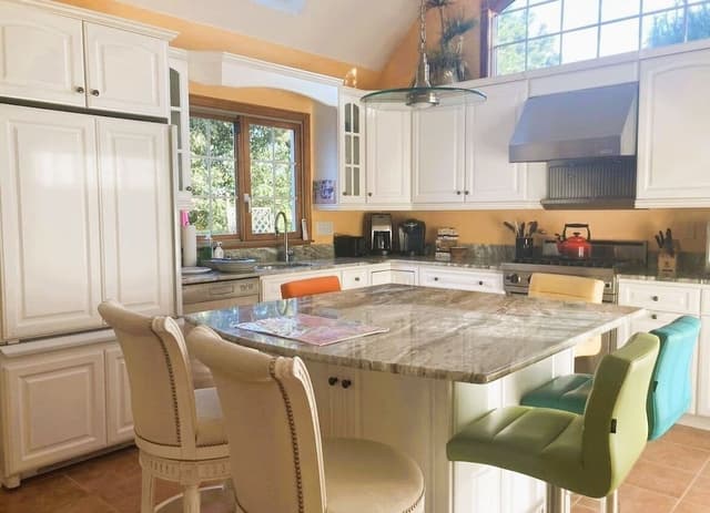 Private Yellowtail House at By the Sea Bed & Breakfast