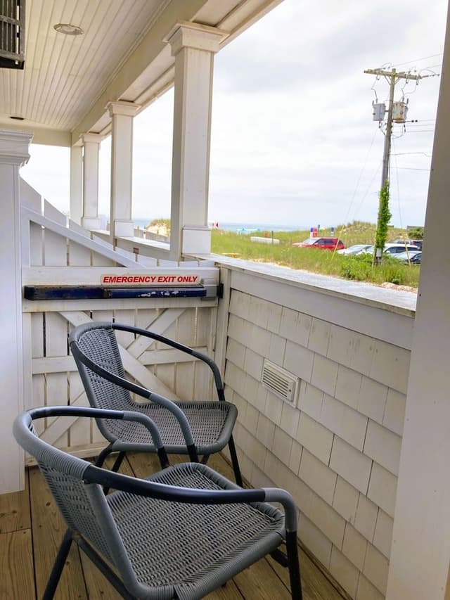 Premium Suite, 1 Queen Bed with Sofa bed, Private Bathroom, Partial Ocean View (1 Bdrm. Suite)
