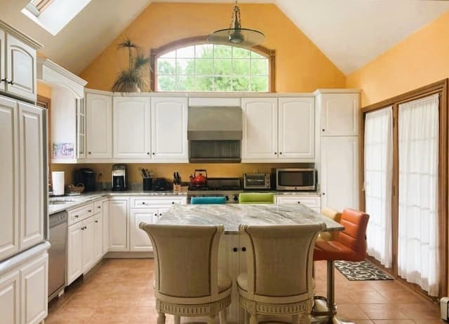 Private Yellowtail House at By the Sea Bed & Breakfast