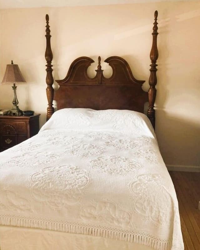 Premium Suite, 1 Queen Bed with Sofa bed, Private Bathroom, Partial Ocean View (1 Bdrm. Suite)