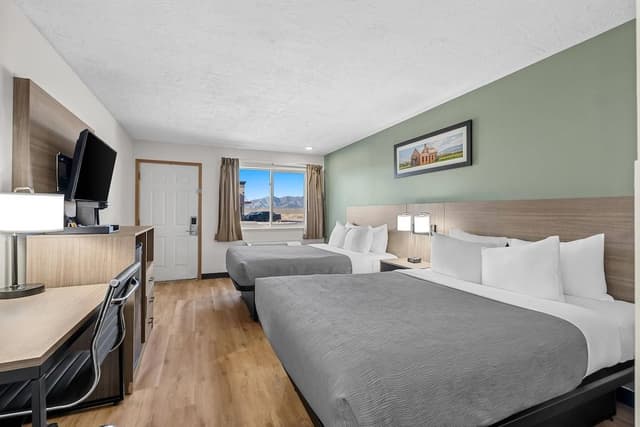 Standard Room, 2 Queen Beds, Non Smoking