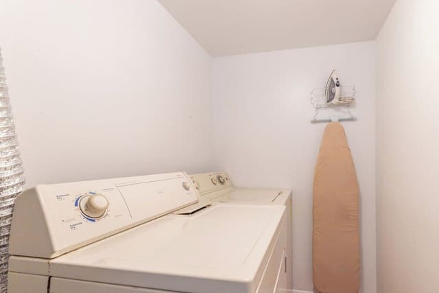 Premium Condo, 2 Bedrooms, Balcony, Bay View
