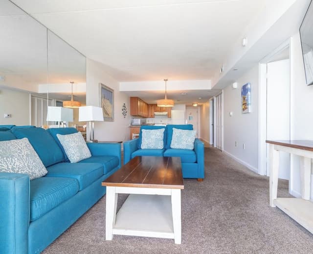 Standard Condo, 2 Bedrooms, Balcony, Bay View