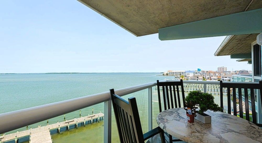 Bay Club Resort0
