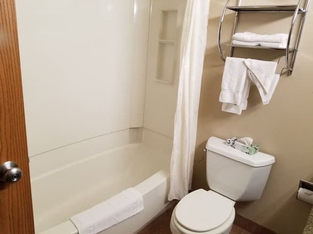 Standard Room, 2 Queen Beds, Non Smoking