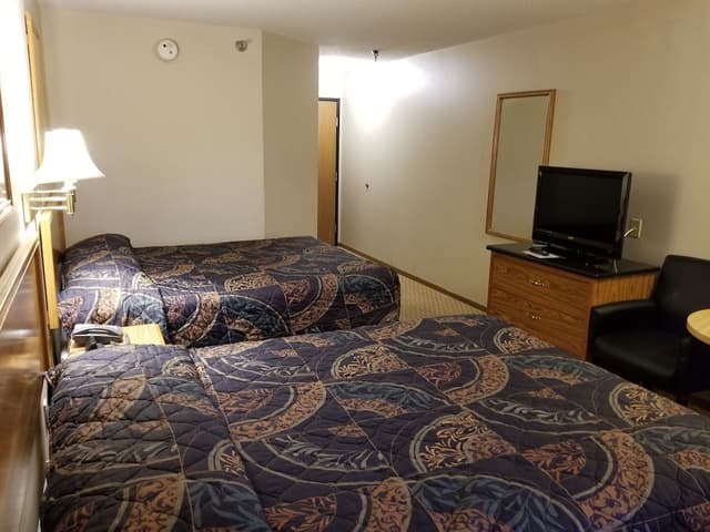 Standard Room, 2 Queen Beds, Non Smoking