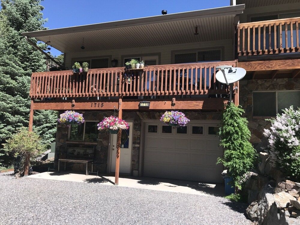 Bridal Veil B&B2