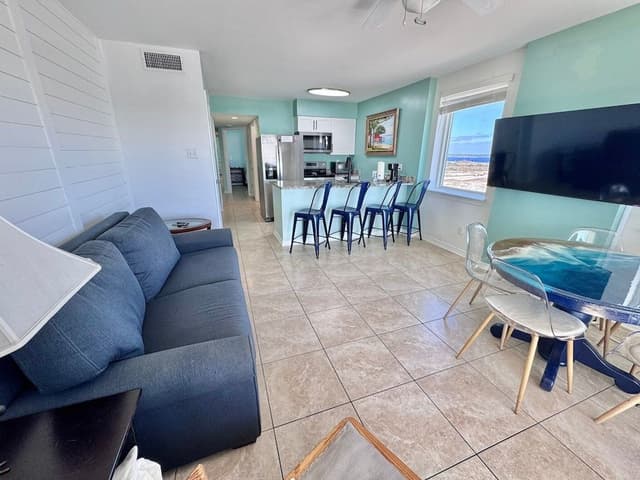 Condo, Multiple Beds, Balcony (Royal Palms 701)