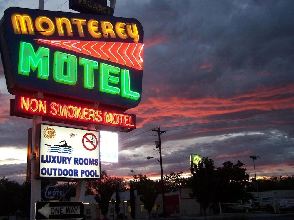 Monterey Non-Smokers Motel1