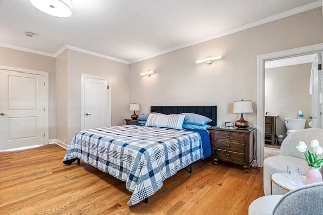 Room, 1 King Bed (Ellington)