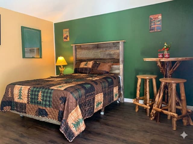 Standard Studio, 1 Queen Bed, Kitchenette