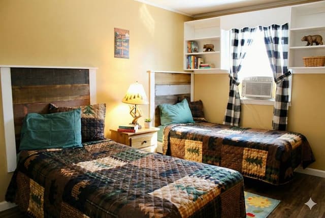 Superior Apartment, 2 Bedrooms, Kitchen, Mountain View