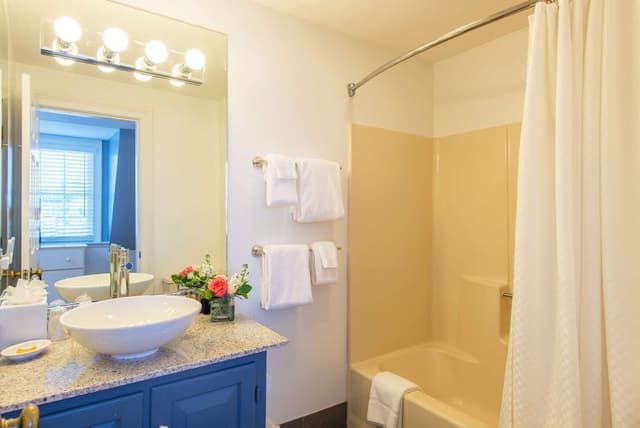 Inn King, Junior Suite, Partial Water View