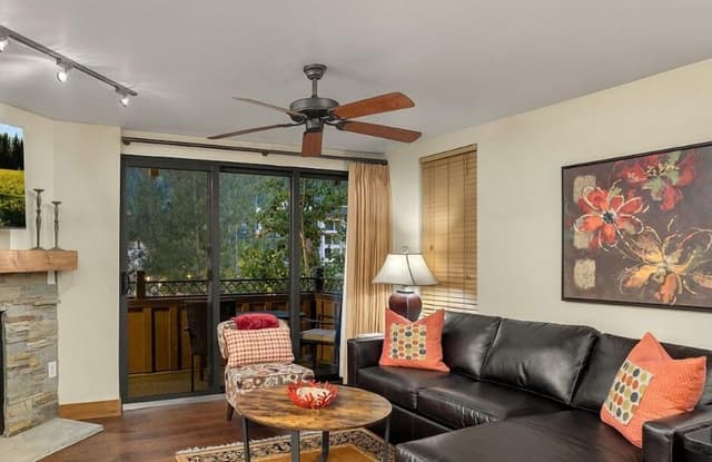 Condo (Platinum, 1 Bath)