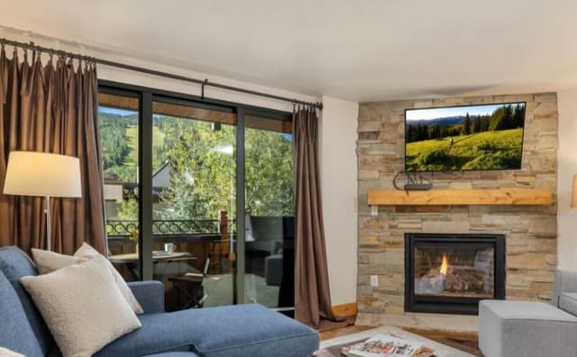 Condo (Platinum, 1 Bath)