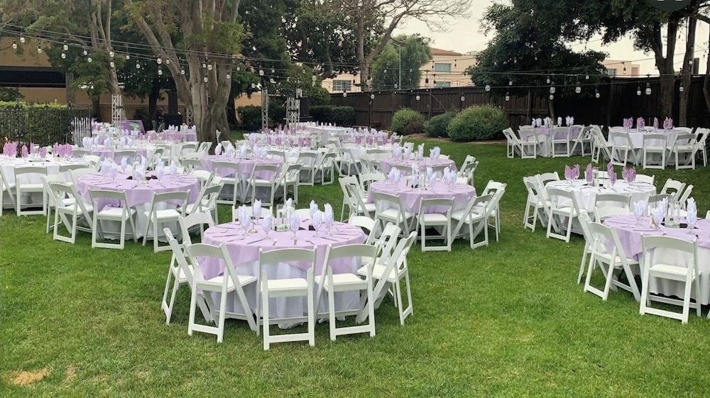 Historic Santa Maria Inn2