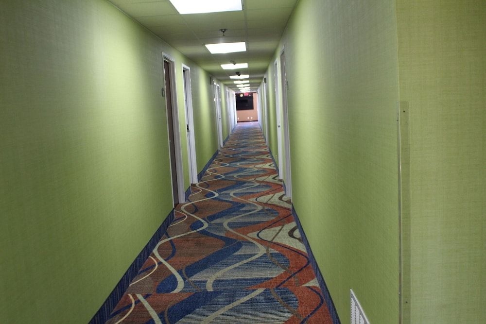 Magnolia Inn And Suites1